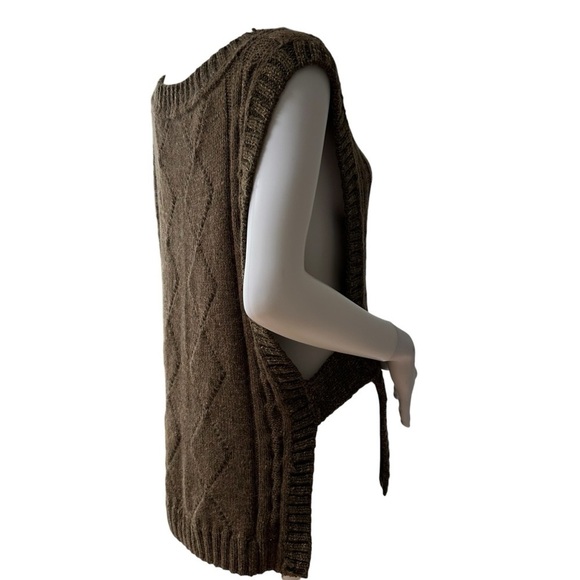 Unique Open Side Pullover Cableknit Sweater Vest, Brown, Medium Large - Picture 5 of 14